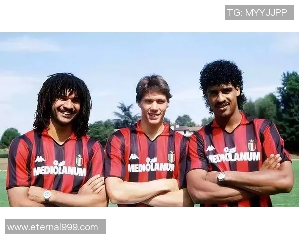 荷兰足球历史巨星的辉煌成就与传奇故事探秘