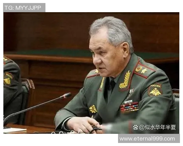 足球明星意外掏裤兜瞬间引发热议网友纷纷猜测背后故事揭秘 足球明星意外掏裤兜瞬间引发热议网友纷纷猜测背后故事揭秘